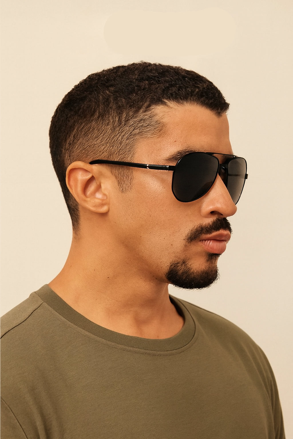 Vintage Metal Aviator Sunglasses – Celebrity-Inspired Lightweight Frame