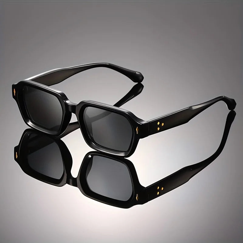 Retro Square Sunglasses – Celebrity-Inspired Bold Frame