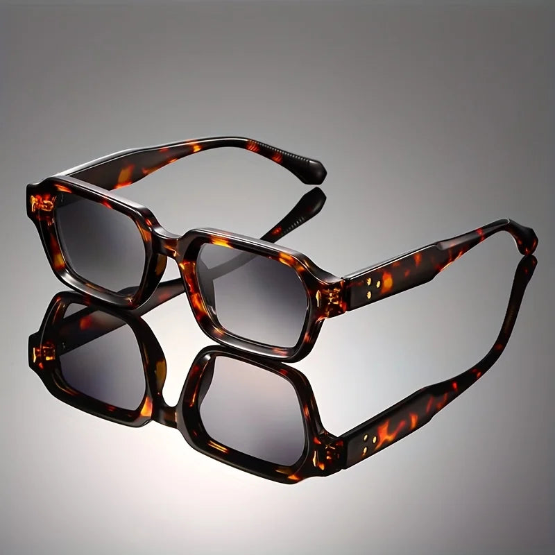Retro Square Sunglasses – Celebrity-Inspired Bold Frame